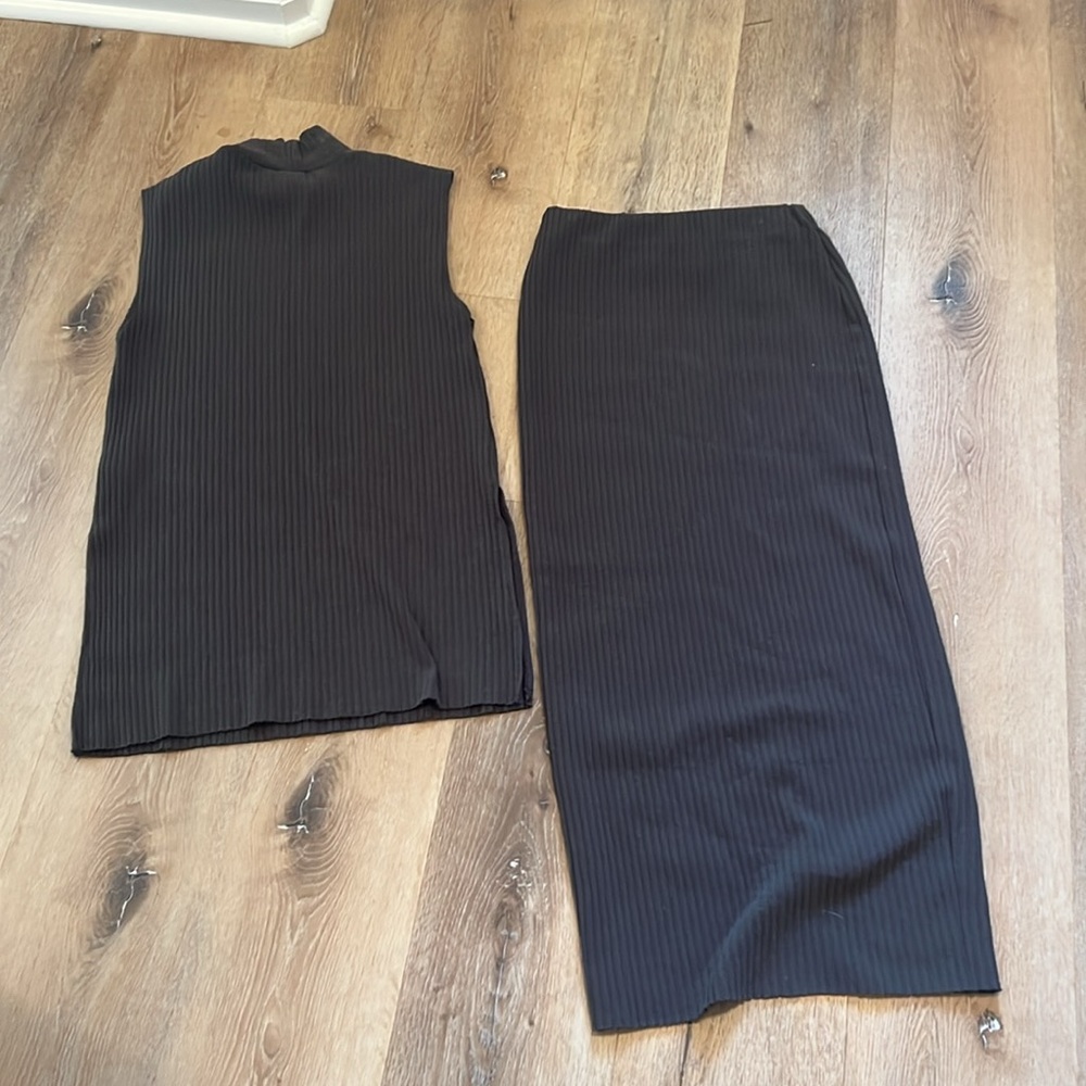 Zara Brown Sleeveless Mock Turtleneck Ribbed Top and Skirt 2 piece